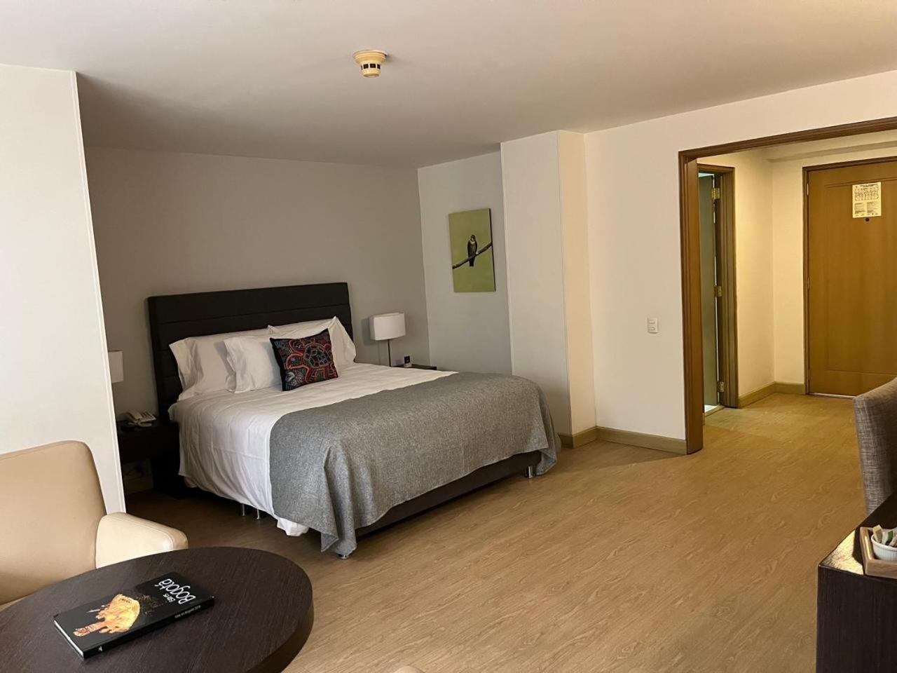 Hotel Parque 97 Suites Bogota Exterior photo